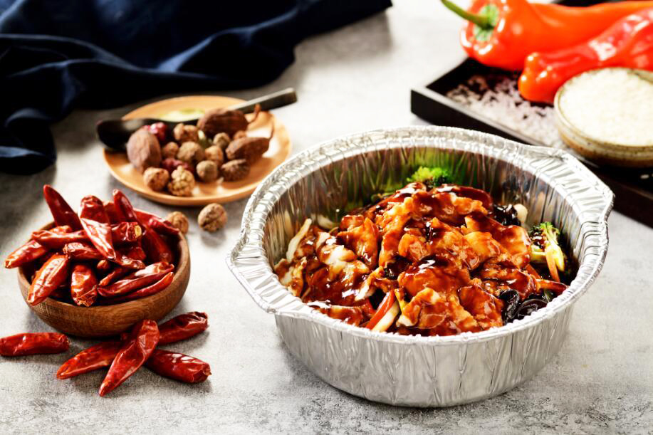 Po&ecirc;le &agrave; vapeur en aluminium moyen pleine grandeur