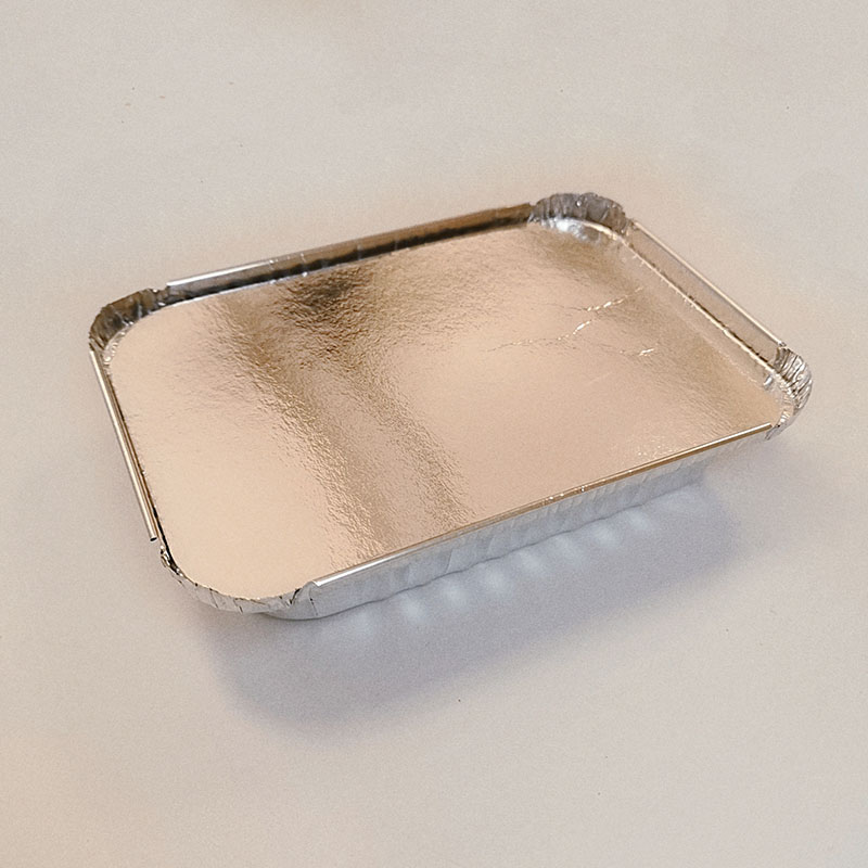 Casseroles en aluminium avec couvercle