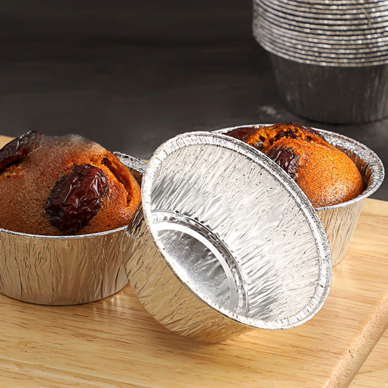 Petit récipient en aluminium à l'oeuf rond