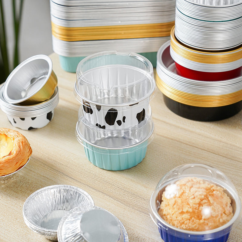 Petites tasses de cuisson en aluminium scellables dorées avec couvercle en plastique